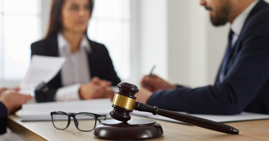 How Commercial Lawyers Safeguard Business Interests in the UAE