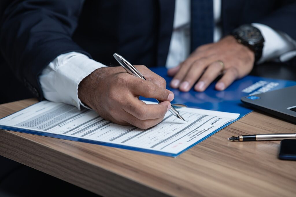 Top Corporate Lawyers in Dubai Marina: Choosing the Right Legal Expert for Your Business