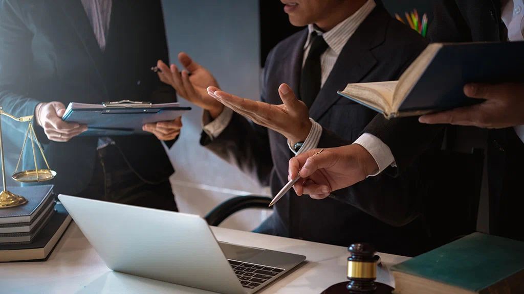 Trusted Lawyer Firm in Dubai for Reliable Legal Solutions