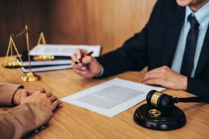 business lawyer in Dubai