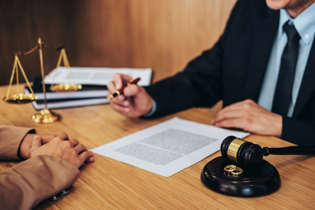 business lawyer in Dubai